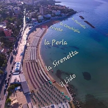 Apartment Touristic Near Station And